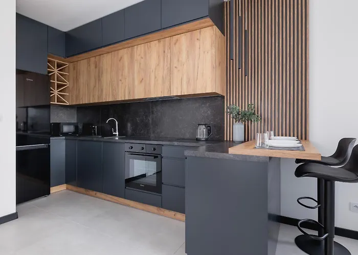 Apartament Charming With Parking In By Renters