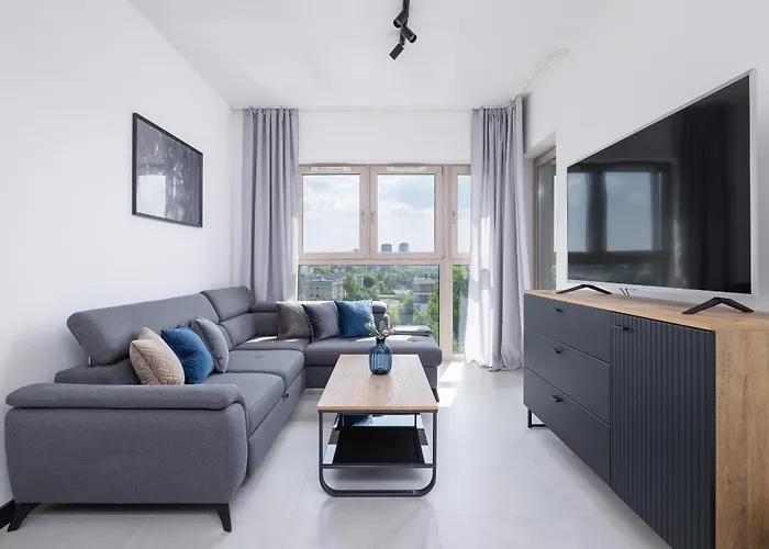 Charming With Parking In By Renters Katowice