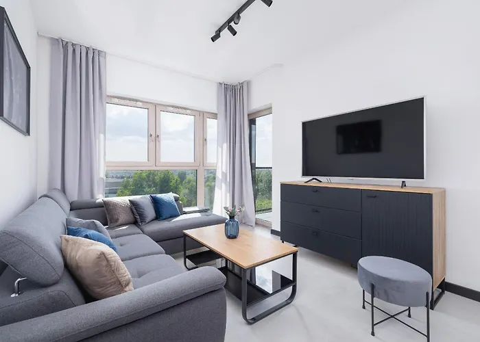 Charming With Parking In By Renters Katowice